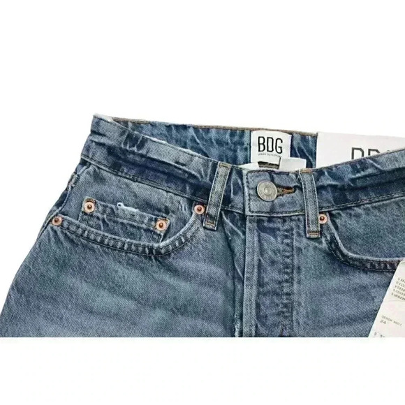 NWT Urban Outfitters BDG Shorts Sz 24 Distressed Denim Summer Cut Off Button Fly - Picture 5 of 11